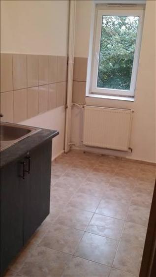 Apartament cu 3 camere decomandat în Liviu Rebreanu