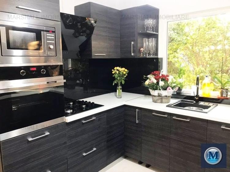 Casă cu 6 camere cu Teren 417 Mp în B-dul București