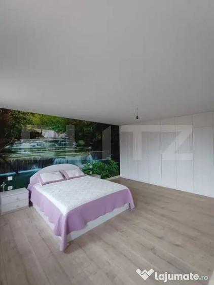Casă cu 5 camere cu Teren 1590 Mp în Luna