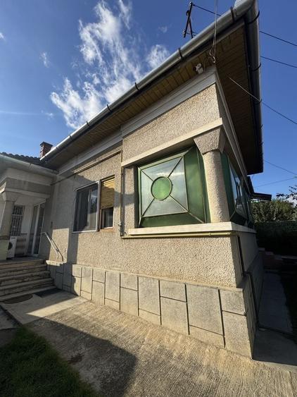 Casă individuală cu 3 camere cu Canalizare în Mărăști