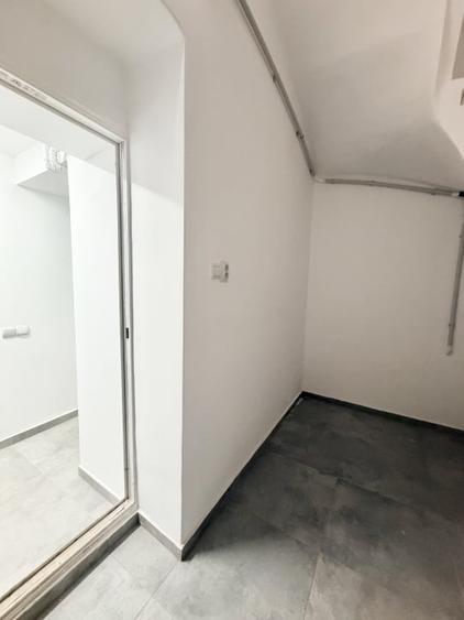Spațiu comercial, de 80 mp, în P-ța Romană