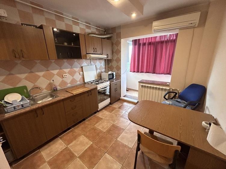 Apartament cu 2 camere decomandat în Militari