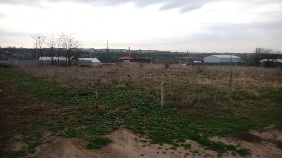 Teren de 1000 mp, în Central