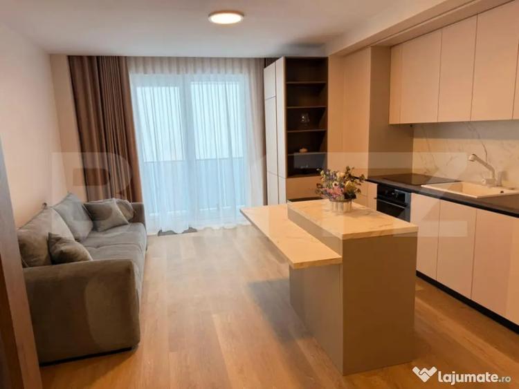 Apartament cu 3 camere decomandat în Obcini