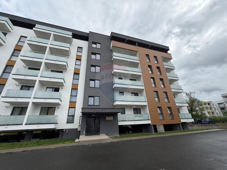 Apartament cu loc parcare- PRIMA INCHIRIERE - 8
