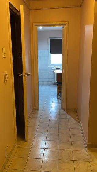 Apartament cu 2 camere decomandat în Titan