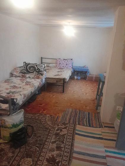 Casă cu 3 camere cu Teren 874 Mp în Novaci