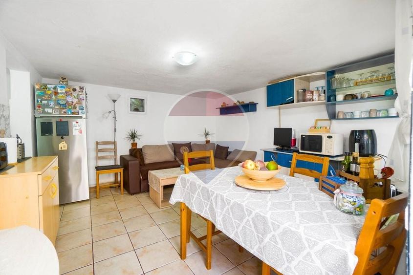 Casă individuală cu 4 camere cu Teren 902 Mp în Lunca Calnicului