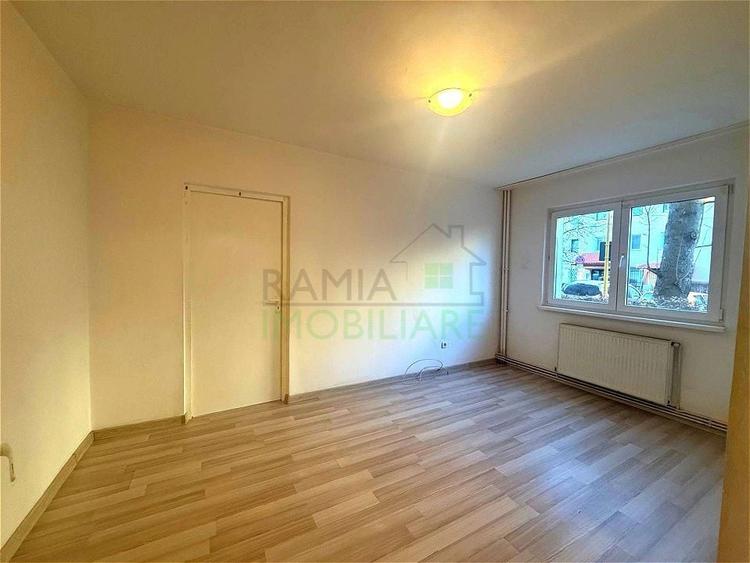 Apartament cu 2 camere semidecomandat în Gemenii
