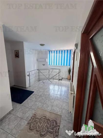 Casă cu 6 camere cu Teren 1300 Mp în Corbeanca
