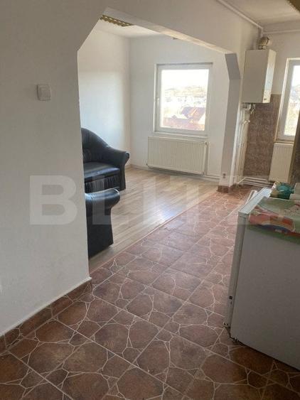 Apartament 3 camere, 63 mp, zona-Beclean - 1