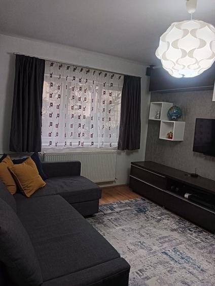 Apartament cu 2 camere decomandat în Rogerius
