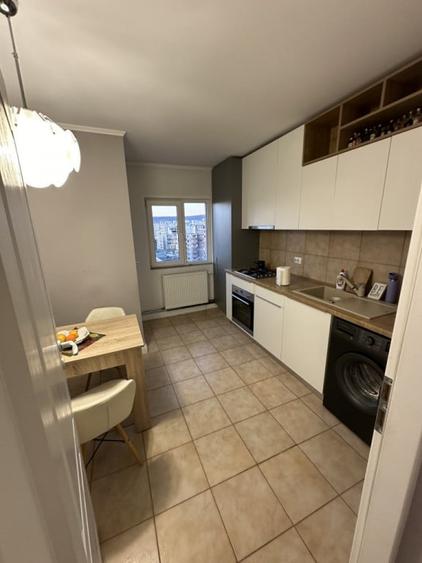 Apartament cu 3 camere decomandat în Mărăști