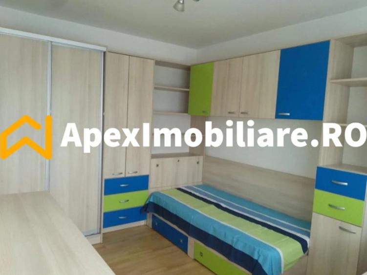 Apartament cu 4 camere decomandat în Militari