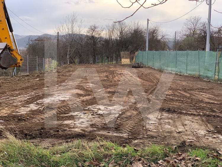 Teren Construcții intravilan de 565 mp, în Rășinari