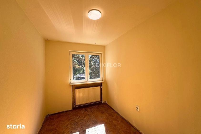 Apartament cu 3 camere decomandat în Mureșeni