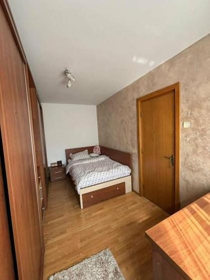 Apartament cu 2 camere, mobilat în Războieni
