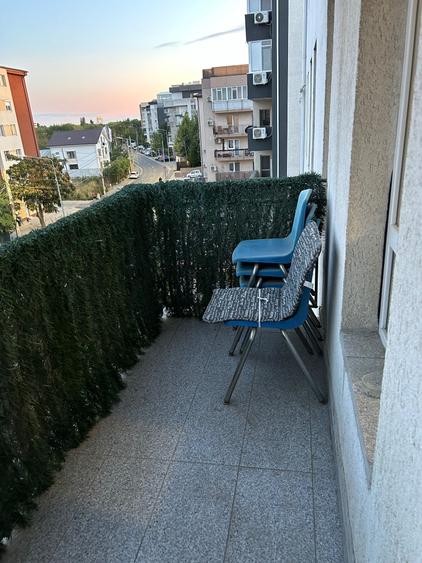 Garsonieră decomandată în Runcu