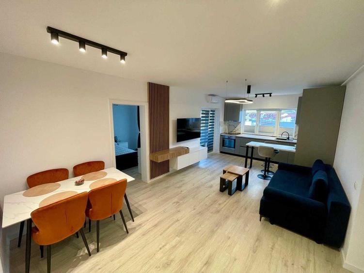 Apartament cu 3 camere decomandat în Florești