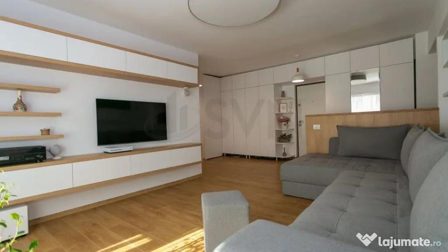 Apartament cu 3 camere semidecomandat în Titulescu