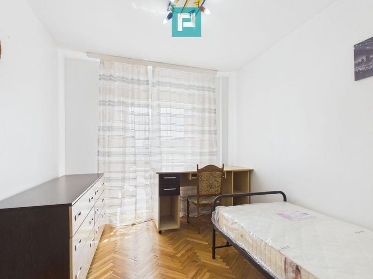 Apartament cu 3 camere decomandat în Aurel Vlaicu