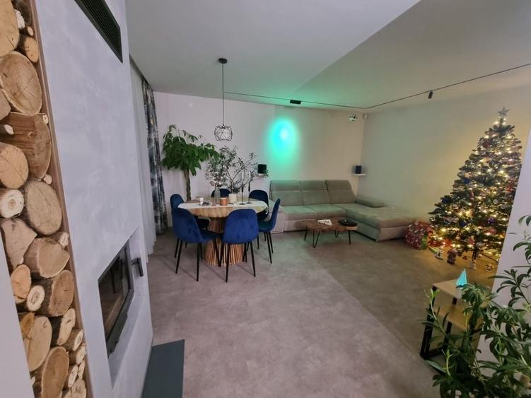 Casă cu 4 camere în Central