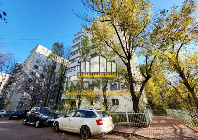 Garsonieră decomandată în Basarabia