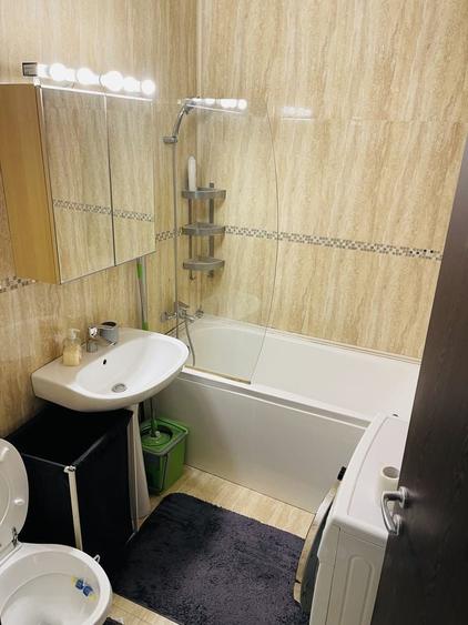 Apartament cu 2 camere decomandat, mobilat în Nord