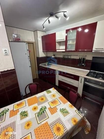 Apartament cu 4 camere decomandat în Titan