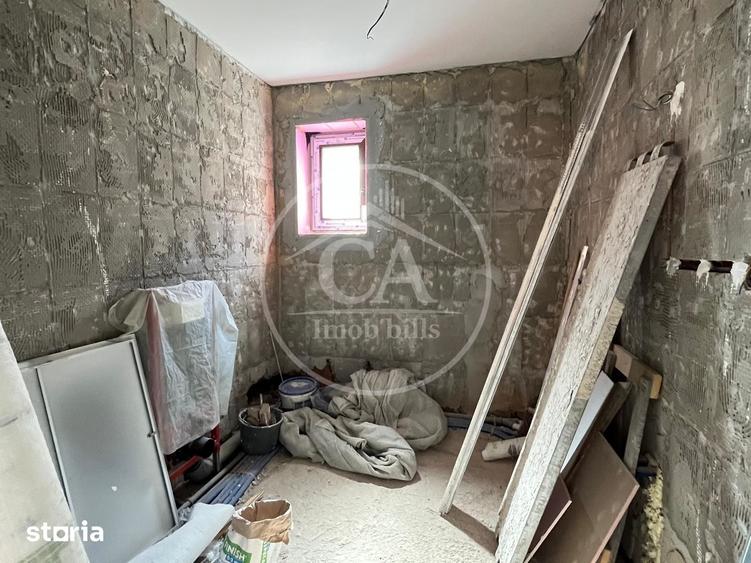 Casă cu 4 camere decomandat cu Teren 400 Mp în Oncea