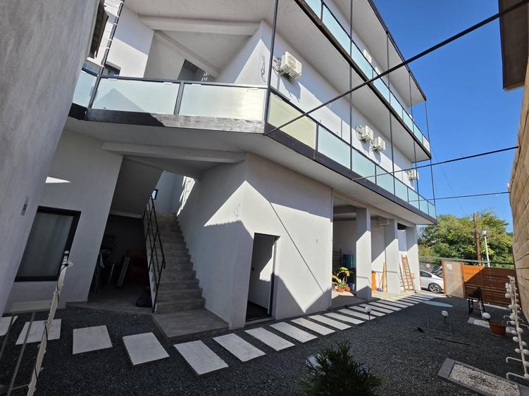Casă cu 4 camere în Central