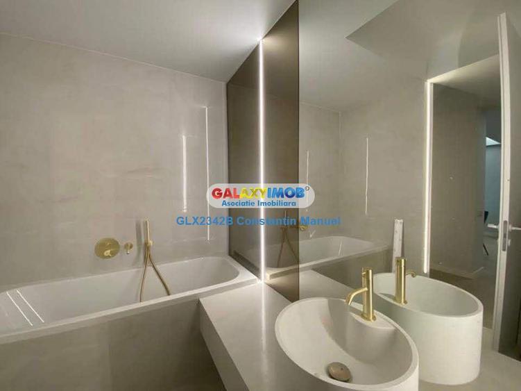 Apartament cu 3 camere decomandat în Aviației