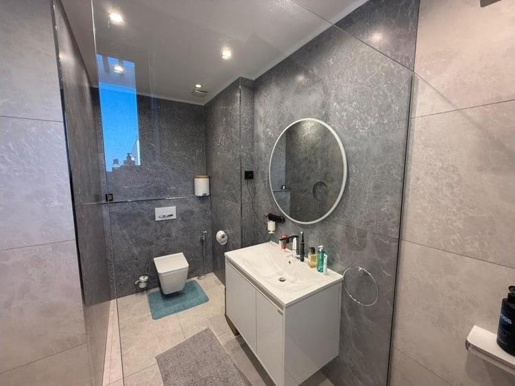 Apartament cu 3 camere în Primăverii