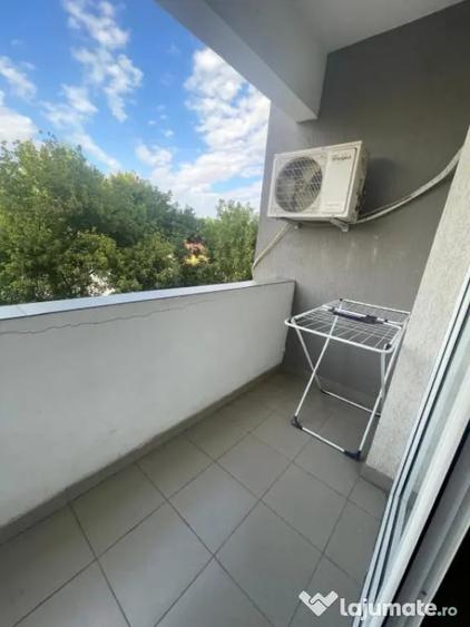 Garsonieră în Brazda lui Novac