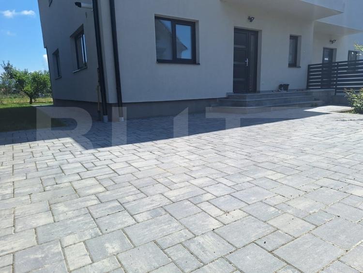 Duplex cu 4 camere cu Canalizare în Unirea