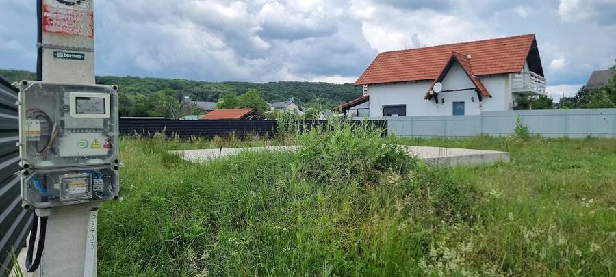 Teren de 437 mp, în Smeura
