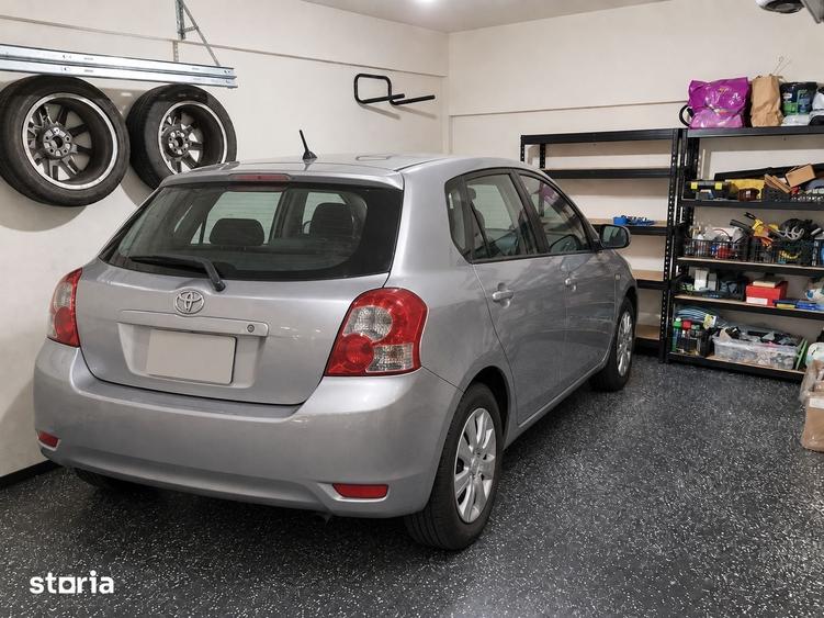 Casă cu 4 camere cu Teren 350 Mp în Florești