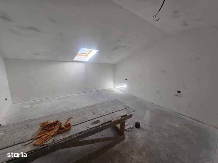 Casă cu 4 camere în Curtea de Argeș