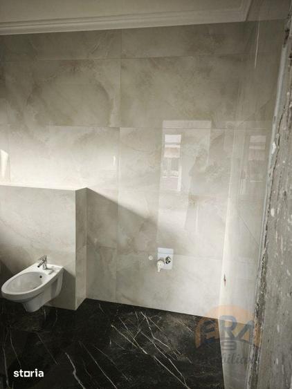 Casă cu 4 camere cu Teren 562 Mp în Central