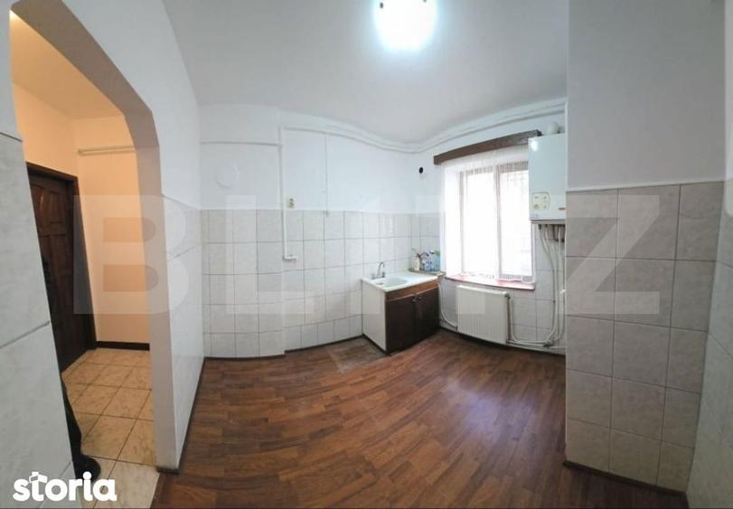 Apartament cu 2 camere semidecomandat în Central