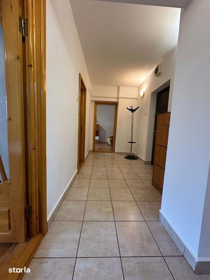 Apartament cu 2 camere decomandat în Independenței