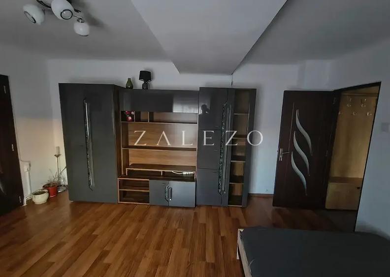 Apartament cu 1 camere decomandat, mobilat în Complex Studențesc
