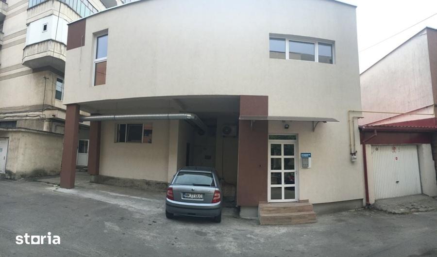 Spațiu comercial, de 150 mp, în Gării