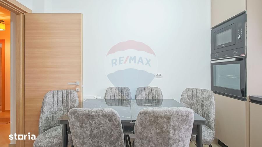 Apartament cu 3 camere în Tractorul