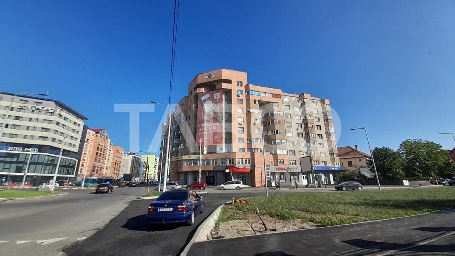 Birou, de 750 mp, în Mihai Viteazul