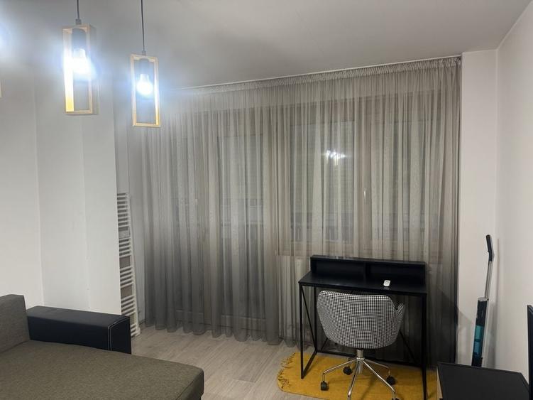 Apartament cu 3 camere decomandat în Lotus