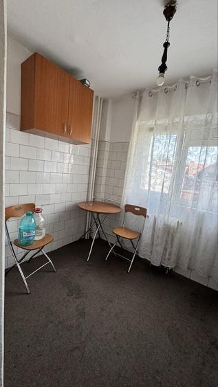 Garsonieră decomandată în Arcul de Triumf
