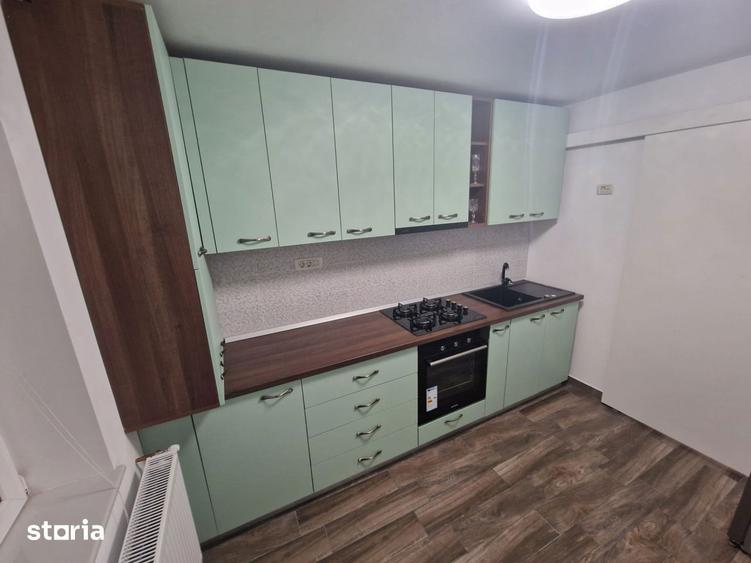 Apartament cu 3 camere, mobilat în Mioriței