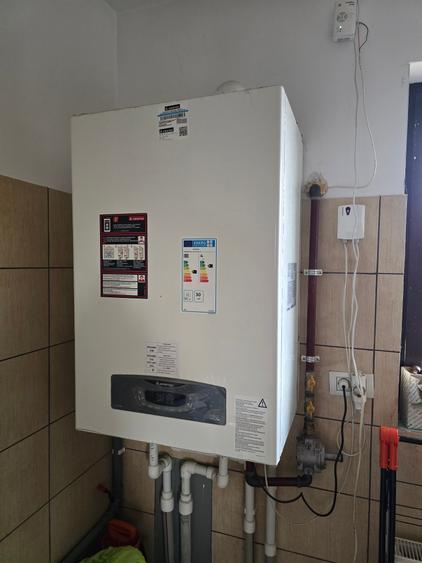 Casă individuală cu 4 camere cu Teren 1460 Mp în Brănești