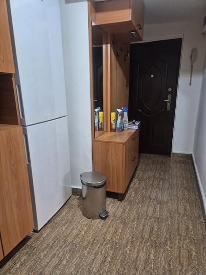 Apartament semidecomandat în Pantelimon